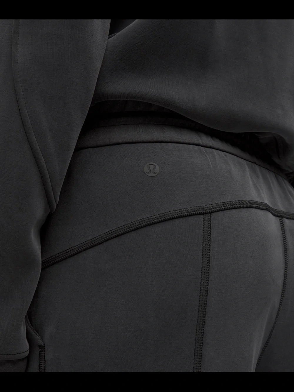 Lululemon Softstreme Pant 4 in “black”
